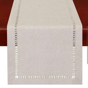 🥏 Long Table Runner